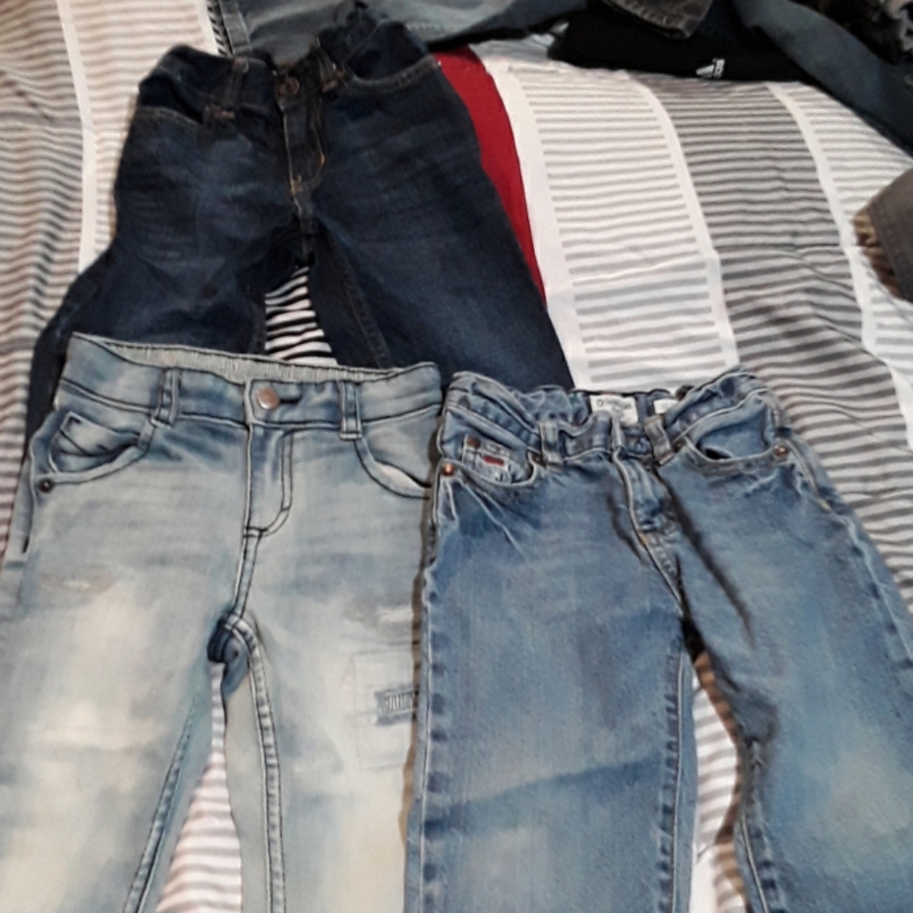 Bundle of boys 3t Osh Kosh pants